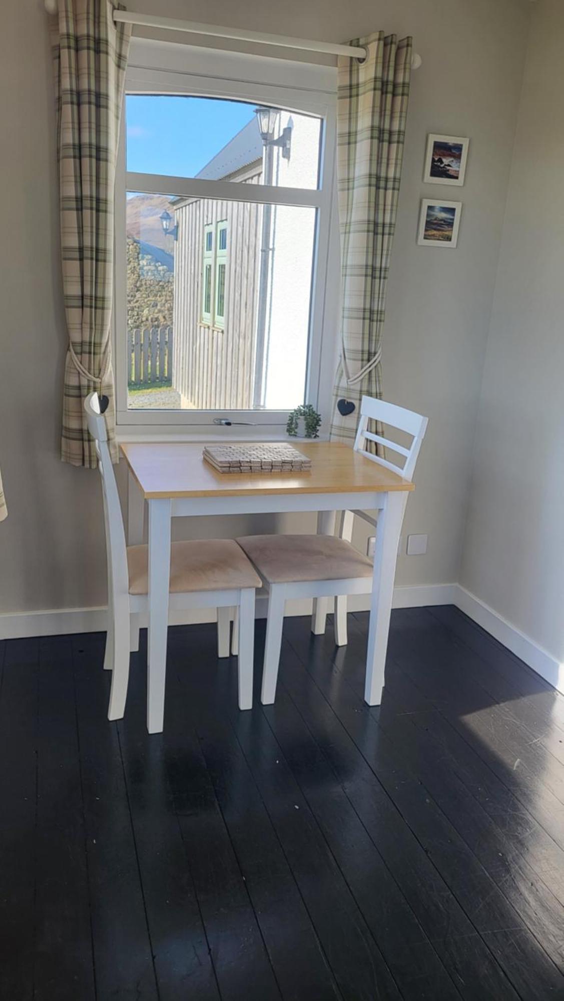 An Cnoc Bed & Breakfast Staffin Exterior photo